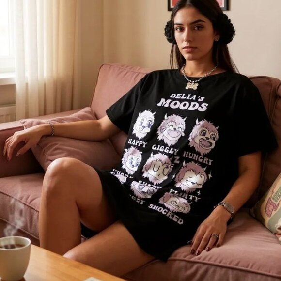 Moods Oversized Graphic Tee – by dELIA*s Black Purple & White Retro Y2K Casual S - Picture 3 of 4